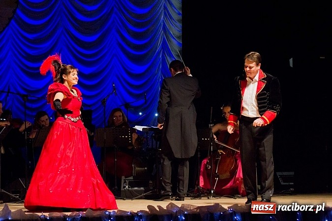 Zdjęcie w galerii na portalu naszraciborz.pl: Wiedeńska gala sylwestrowa w RCK wiadomości z regionu