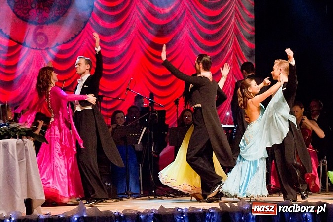 Zdjęcie w galerii na portalu naszraciborz.pl: Wiedeńska gala sylwestrowa w RCK wiadomości z regionu