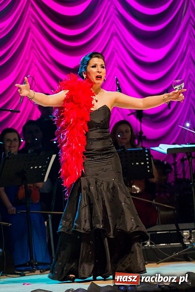 Zdjęcie w galerii na portalu naszraciborz.pl: Wiedeńska gala sylwestrowa w RCK wiadomości z regionu