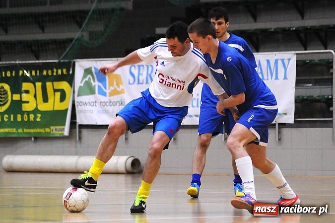 Zdjęcie w galerii na portalu naszraciborz.pl: HLPN: Cukiernia Gianni nie dała szans Bad Boysom wiadomości z regionu