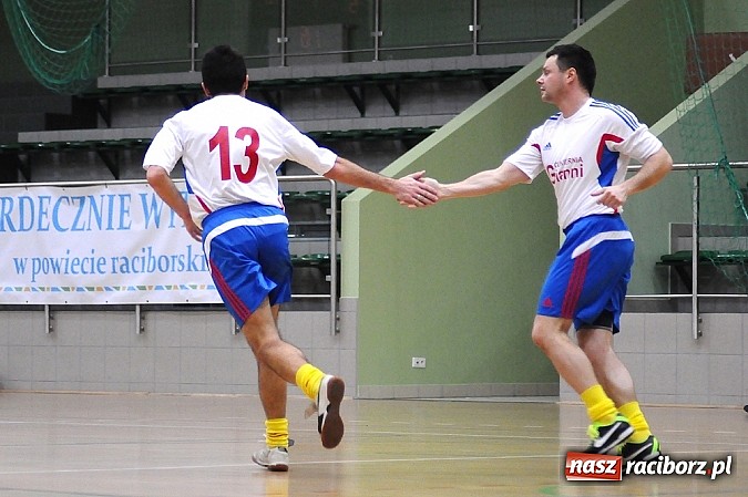 Zdjęcie w galerii na portalu naszraciborz.pl: HLPN: Cukiernia Gianni nie dała szans Bad Boysom wiadomości z regionu