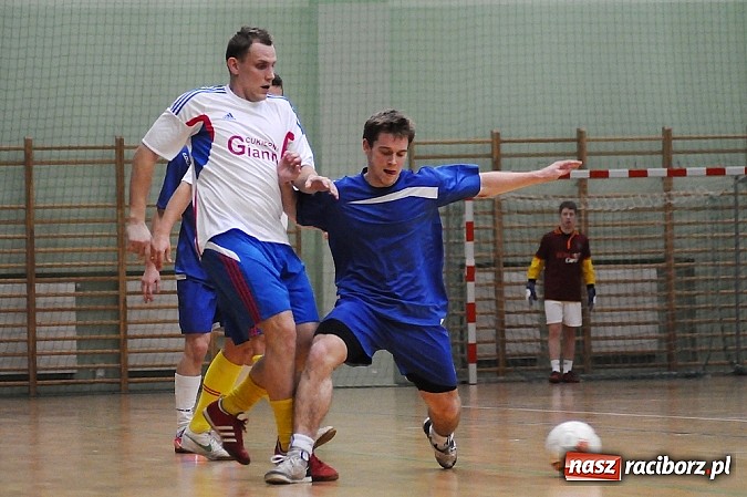 Zdjęcie w galerii na portalu naszraciborz.pl: HLPN: Cukiernia Gianni nie dała szans Bad Boysom wiadomości z regionu