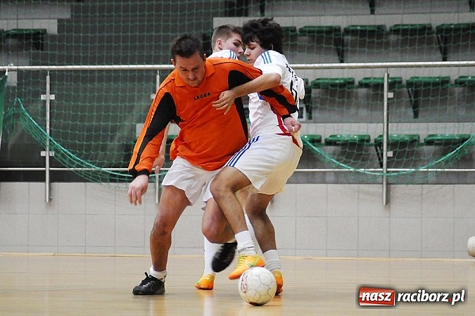 Zdjęcie w galerii na portalu naszraciborz.pl: HLPN: Cukiernia Gianni nie dała szans Bad Boysom wiadomości z regionu