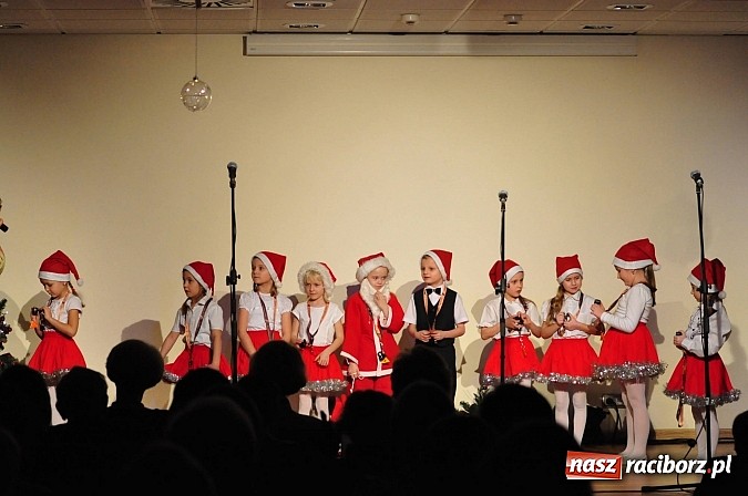 Zdjęcie w galerii na portalu naszraciborz.pl: Magiczny koncert noworoczny na zamku wiadomości z regionu