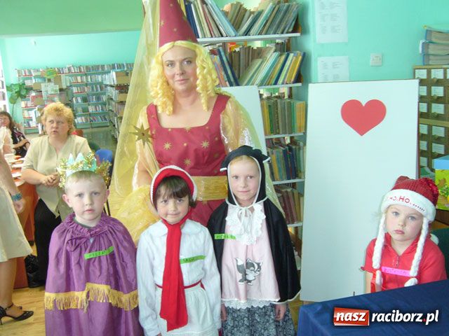 Zdjęcie w galerii na portalu naszraciborz.pl: Bajkowo i kolorowo wiadomości z regionu