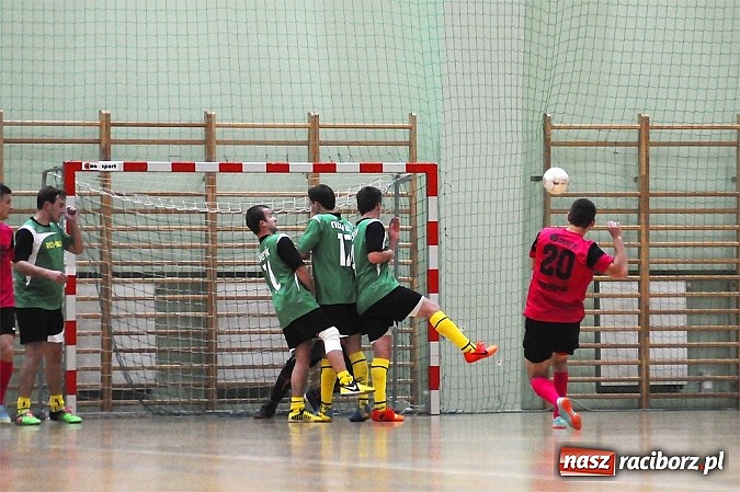 Zdjęcie w galerii na portalu naszraciborz.pl: Zabójcza druga połowa Pokryć Dachowych wiadomości z regionu