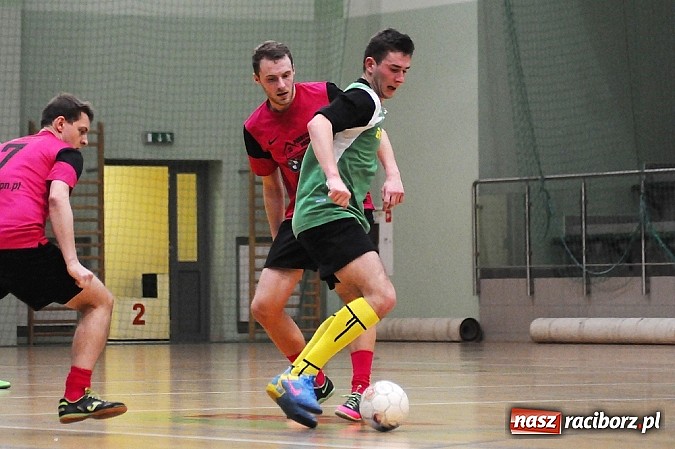 Zdjęcie w galerii na portalu naszraciborz.pl: Zabójcza druga połowa Pokryć Dachowych wiadomości z regionu