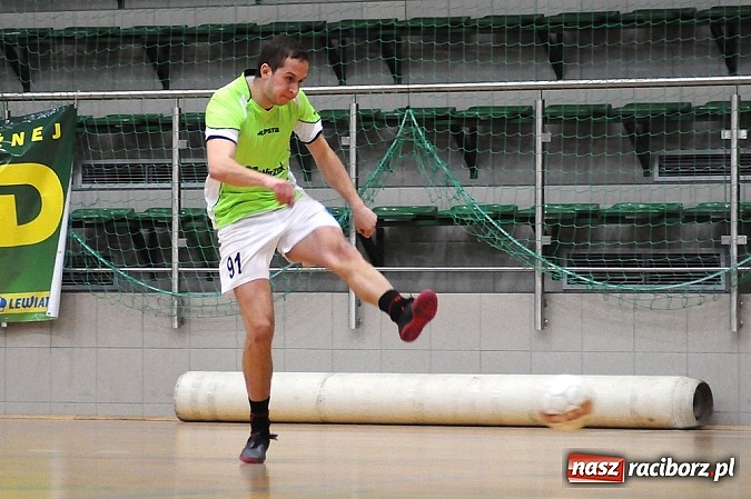 Zdjęcie w galerii na portalu naszraciborz.pl: Zabójcza druga połowa Pokryć Dachowych wiadomości z regionu