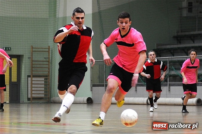 Zdjęcie w galerii na portalu naszraciborz.pl: Zabójcza druga połowa Pokryć Dachowych wiadomości z regionu