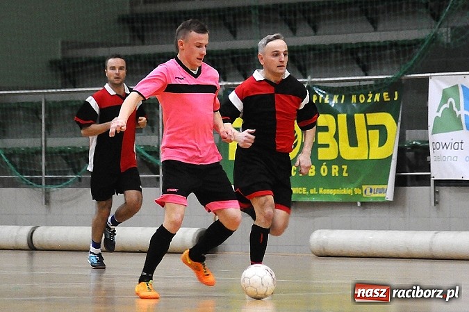 Zdjęcie w galerii na portalu naszraciborz.pl: Zabójcza druga połowa Pokryć Dachowych wiadomości z regionu