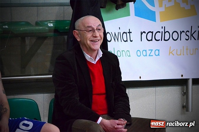 Zdjęcie w galerii na portalu naszraciborz.pl: Koszykówka. Maciek Kowalski z triple-double wiadomości z regionu