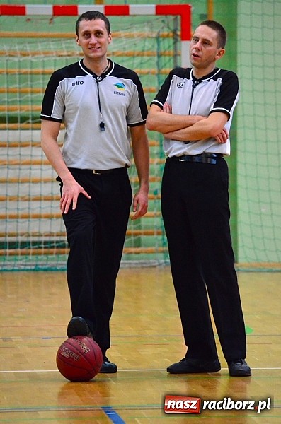 Zdjęcie w galerii na portalu naszraciborz.pl: Koszykówka. Maciek Kowalski z triple-double wiadomości z regionu