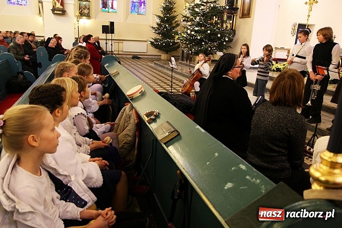 Zdjęcie w galerii na portalu naszraciborz.pl: Koncert noworoczny w kościele w Brzeziu wiadomości z regionu
