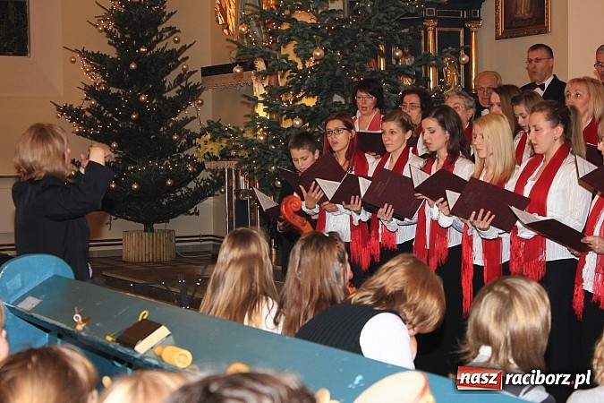 Zdjęcie w galerii na portalu naszraciborz.pl: Koncert noworoczny w kościele w Brzeziu wiadomości z regionu