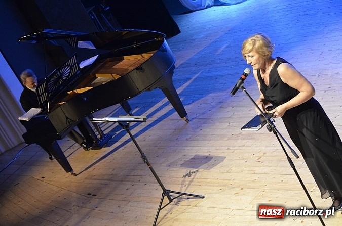 Zdjęcie w galerii na portalu naszraciborz.pl: Kałudi Kałudow z koncertem noworocznym w RCK wiadomości z regionu