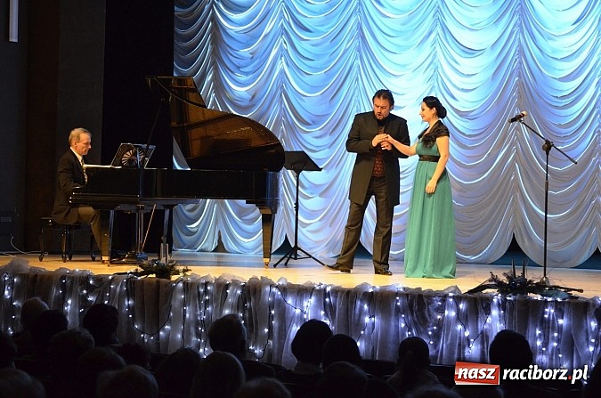 Zdjęcie w galerii na portalu naszraciborz.pl: Kałudi Kałudow z koncertem noworocznym w RCK wiadomości z regionu