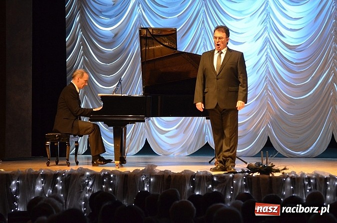 Zdjęcie w galerii na portalu naszraciborz.pl: Kałudi Kałudow z koncertem noworocznym w RCK wiadomości z regionu