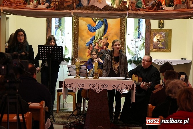 Zdjęcie w galerii na portalu naszraciborz.pl: Kolędowanie z motocyklistami w Oborze wiadomości z regionu