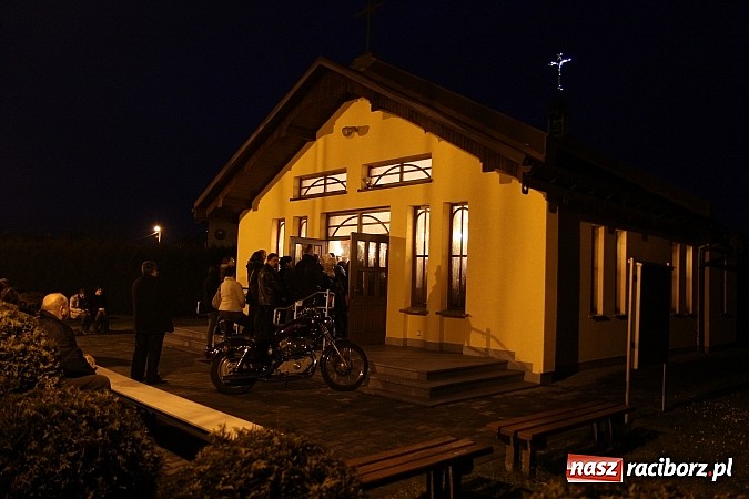 Zdjęcie w galerii na portalu naszraciborz.pl: Kolędowanie z motocyklistami w Oborze wiadomości z regionu