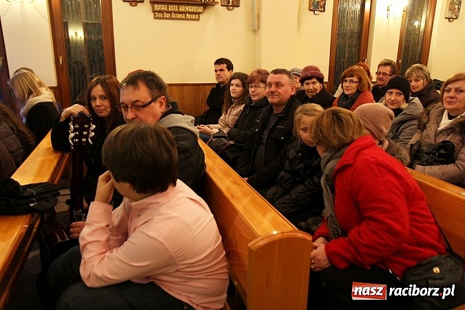 Zdjęcie w galerii na portalu naszraciborz.pl: Kolędowanie z motocyklistami w Oborze wiadomości z regionu