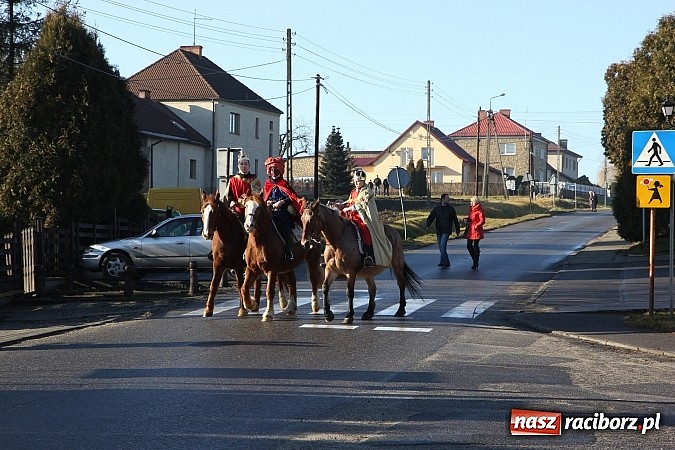 Zdjęcie w galerii na portalu naszraciborz.pl: Kobylski Orszak Trzech Króli wiadomości z regionu