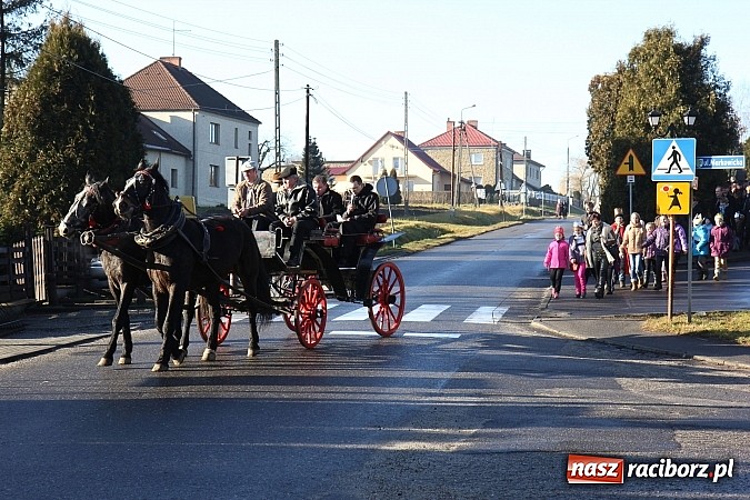 Zdjęcie w galerii na portalu naszraciborz.pl: Kobylski Orszak Trzech Króli wiadomości z regionu