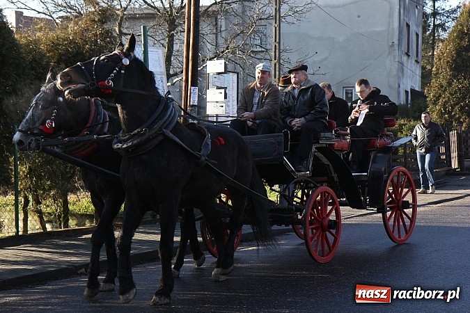 Zdjęcie w galerii na portalu naszraciborz.pl: Kobylski Orszak Trzech Króli wiadomości z regionu