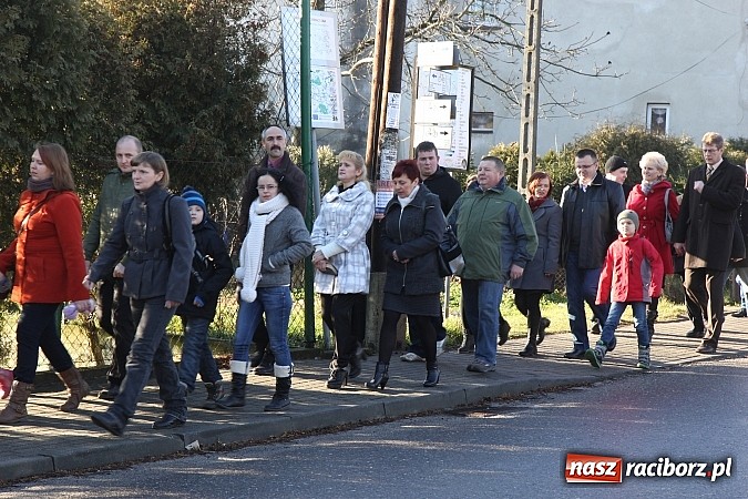 Zdjęcie w galerii na portalu naszraciborz.pl: Kobylski Orszak Trzech Króli wiadomości z regionu