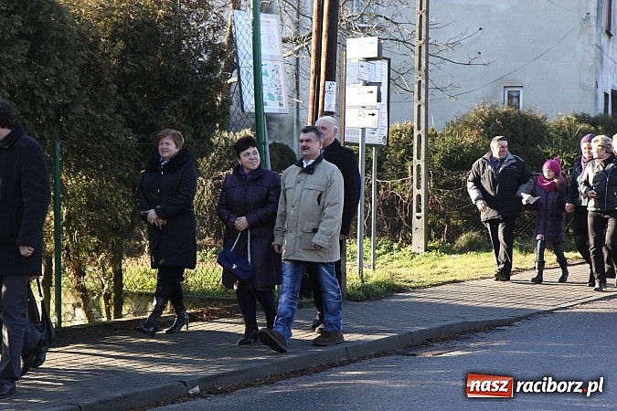 Zdjęcie w galerii na portalu naszraciborz.pl: Kobylski Orszak Trzech Króli wiadomości z regionu