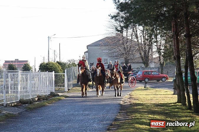 Zdjęcie w galerii na portalu naszraciborz.pl: Kobylski Orszak Trzech Króli wiadomości z regionu