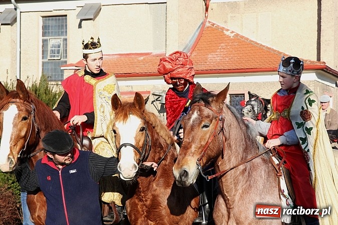 Zdjęcie w galerii na portalu naszraciborz.pl: Kobylski Orszak Trzech Króli wiadomości z regionu
