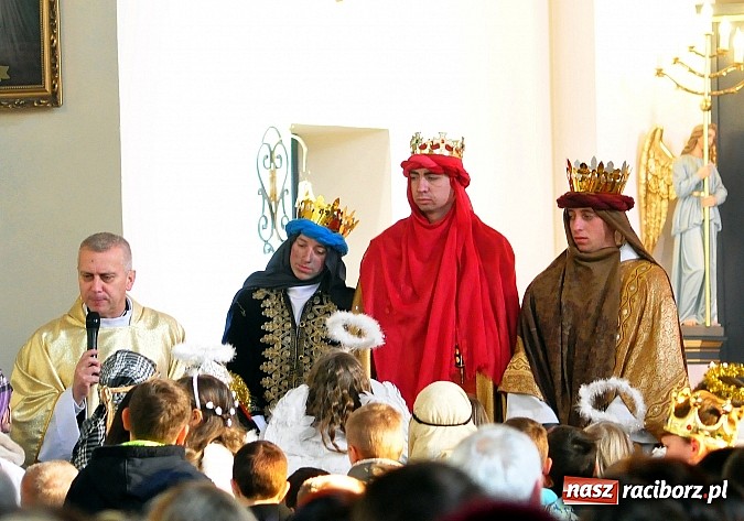 Zdjęcie w galerii na portalu naszraciborz.pl: Święto Trzech Króli w Brzeziu połączone z dziełem misyjnym dla Afryki wiadomości z regionu