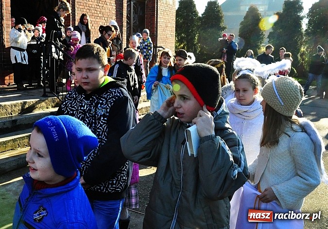 Zdjęcie w galerii na portalu naszraciborz.pl: Święto Trzech Króli w Brzeziu połączone z dziełem misyjnym dla Afryki wiadomości z regionu