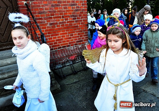 Zdjęcie w galerii na portalu naszraciborz.pl: Święto Trzech Króli w Brzeziu połączone z dziełem misyjnym dla Afryki wiadomości z regionu