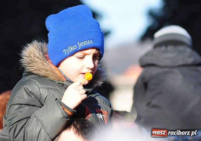 Zdjęcie w galerii na portalu naszraciborz.pl: Święto Trzech Króli w Brzeziu połączone z dziełem misyjnym dla Afryki wiadomości z regionu