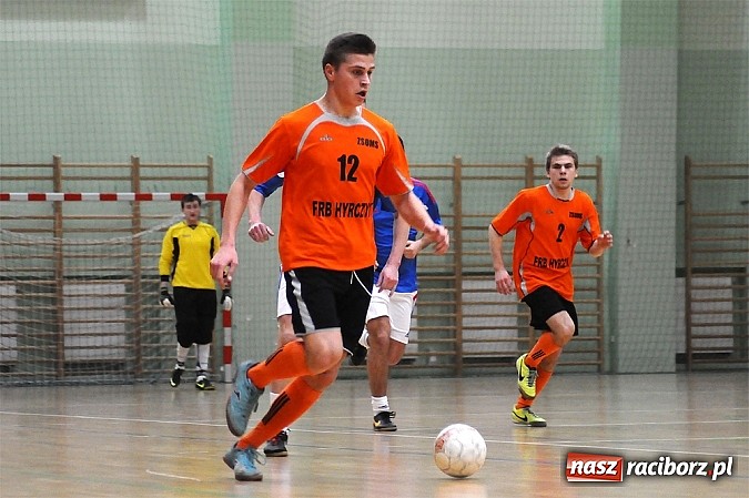 Zdjęcie w galerii na portalu naszraciborz.pl: Emocjonujące widowisko w drugiej lidze. Tritle wygrywają mecz na szczycie wiadomości z regionu