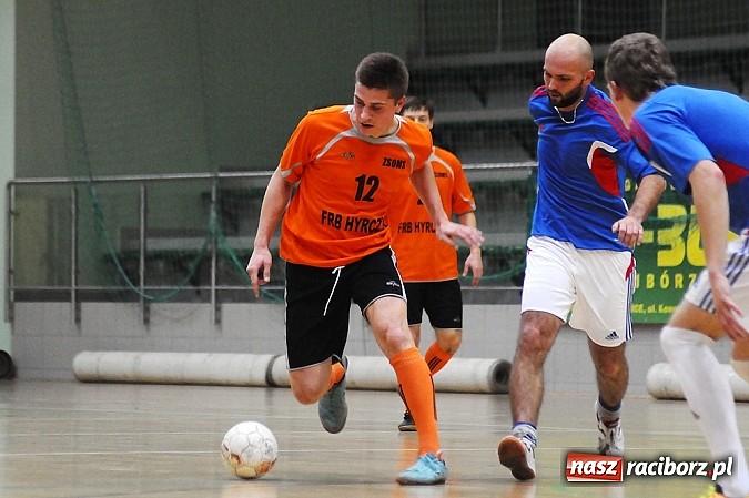 Zdjęcie w galerii na portalu naszraciborz.pl: Emocjonujące widowisko w drugiej lidze. Tritle wygrywają mecz na szczycie wiadomości z regionu