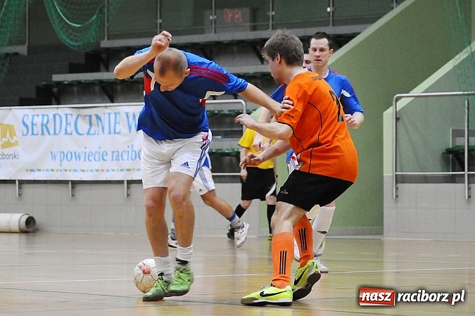 Zdjęcie w galerii na portalu naszraciborz.pl: Emocjonujące widowisko w drugiej lidze. Tritle wygrywają mecz na szczycie wiadomości z regionu