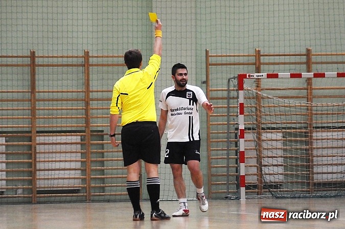 Zdjęcie w galerii na portalu naszraciborz.pl: Emocjonujące widowisko w drugiej lidze. Tritle wygrywają mecz na szczycie wiadomości z regionu