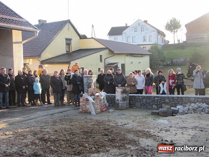 Zdjęcie w galerii na portalu naszraciborz.pl:  Barwny orszak Trzech Króli po raz pierwszy w gminie Rudnik wiadomości z regionu