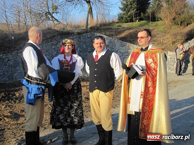 Zdjęcie w galerii na portalu naszraciborz.pl:  Barwny orszak Trzech Króli po raz pierwszy w gminie Rudnik wiadomości z regionu
