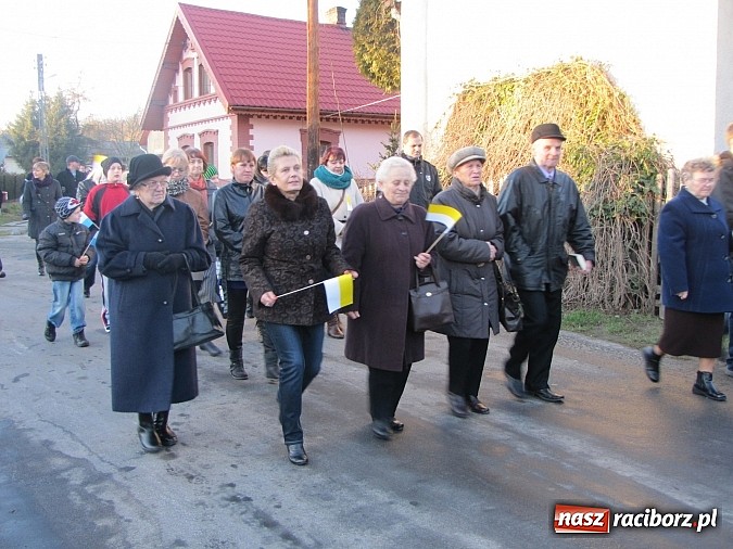 Zdjęcie w galerii na portalu naszraciborz.pl:  Barwny orszak Trzech Króli po raz pierwszy w gminie Rudnik wiadomości z regionu