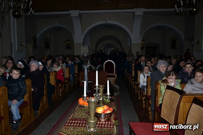Zdjęcie w galerii na portalu naszraciborz.pl: Śpiewajmy i radujmy się. Jasełka w Krzyżanowicach wiadomości z regionu
