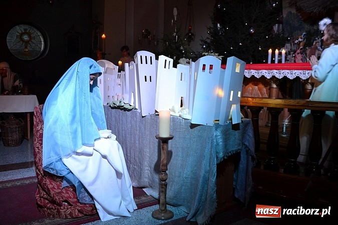 Zdjęcie w galerii na portalu naszraciborz.pl: Śpiewajmy i radujmy się. Jasełka w Krzyżanowicach wiadomości z regionu