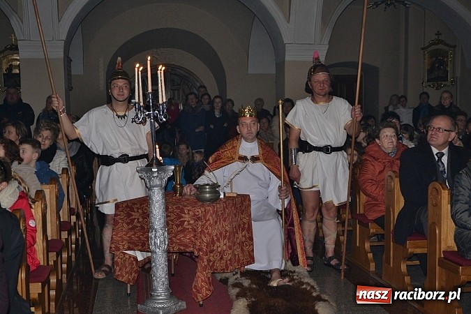 Zdjęcie w galerii na portalu naszraciborz.pl: Śpiewajmy i radujmy się. Jasełka w Krzyżanowicach wiadomości z regionu