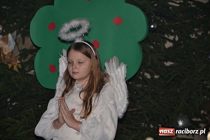 Zdjęcie w galerii na portalu naszraciborz.pl: Śpiewajmy i radujmy się. Jasełka w Krzyżanowicach wiadomości z regionu