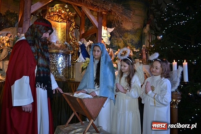 Zdjęcie w galerii na portalu naszraciborz.pl: Śpiewajmy i radujmy się. Jasełka w Krzyżanowicach wiadomości z regionu