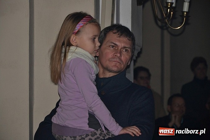 Zdjęcie w galerii na portalu naszraciborz.pl: Śpiewajmy i radujmy się. Jasełka w Krzyżanowicach wiadomości z regionu