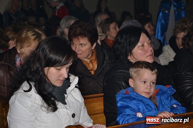 Zdjęcie w galerii na portalu naszraciborz.pl: Śpiewajmy i radujmy się. Jasełka w Krzyżanowicach wiadomości z regionu