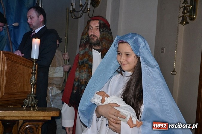 Zdjęcie w galerii na portalu naszraciborz.pl: Śpiewajmy i radujmy się. Jasełka w Krzyżanowicach wiadomości z regionu